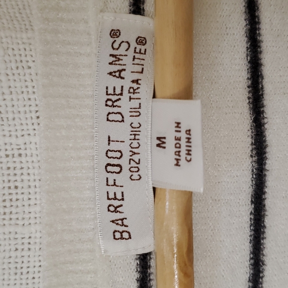 Barefoot Dreams CozyChic Ultra Lite Pullover Striped Drawstring - white/black - Picture 3 of 5